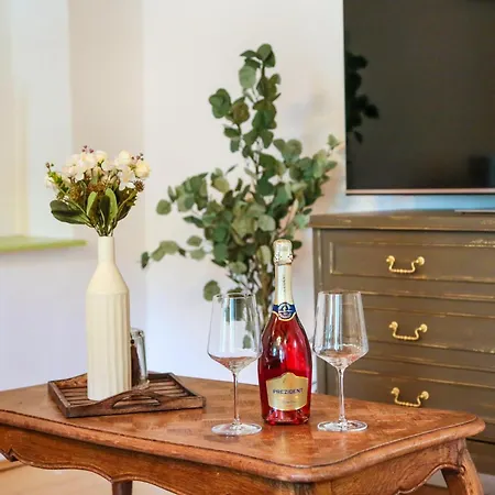 Zlaty Mesec Apartman